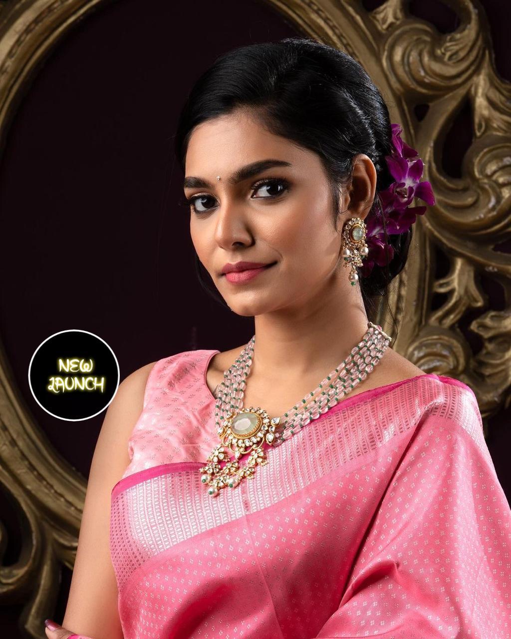 Gajari Color Silk Saree With Zari Work For Women