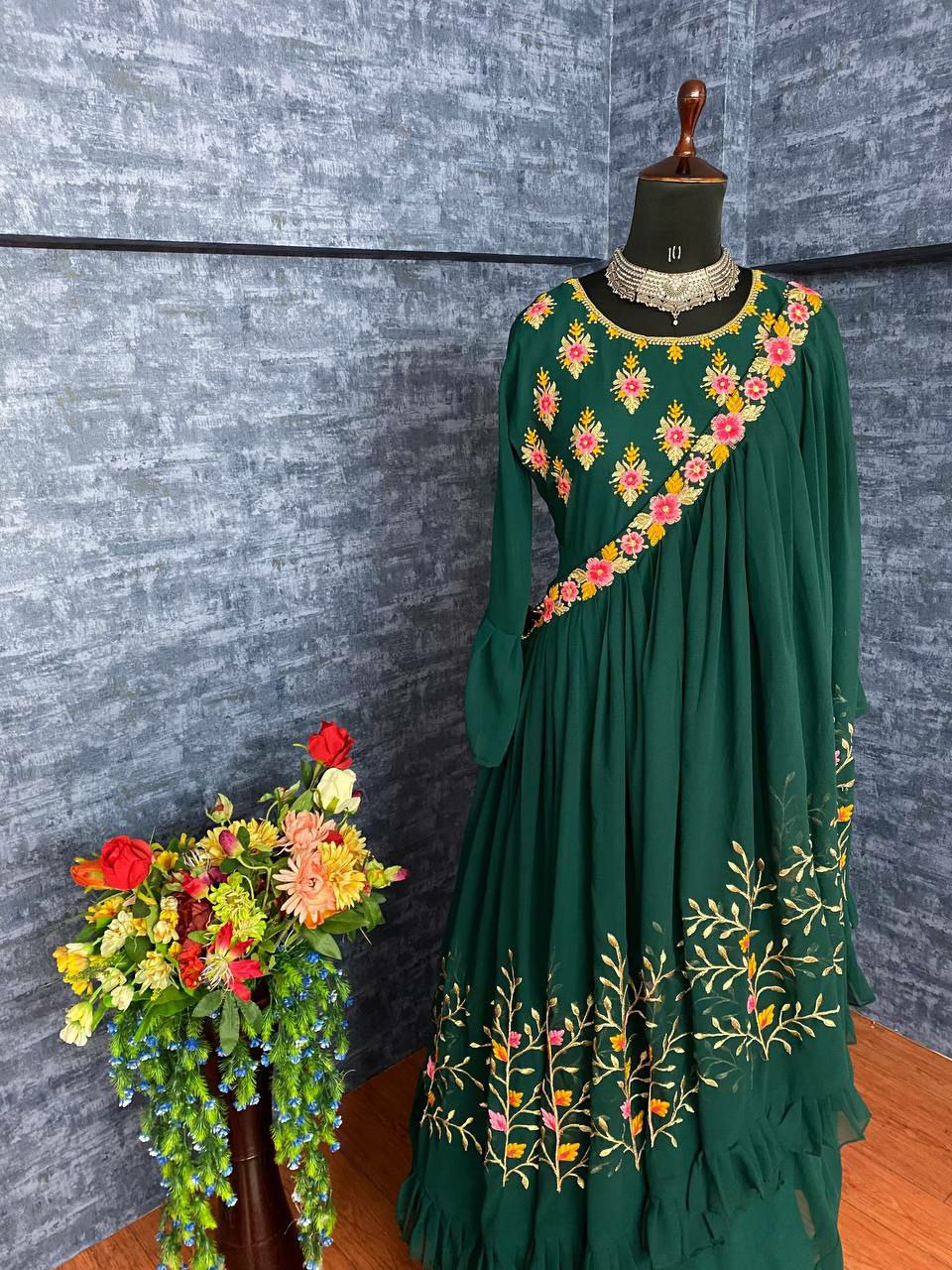 Elegant Green Top With Dupatta For Women