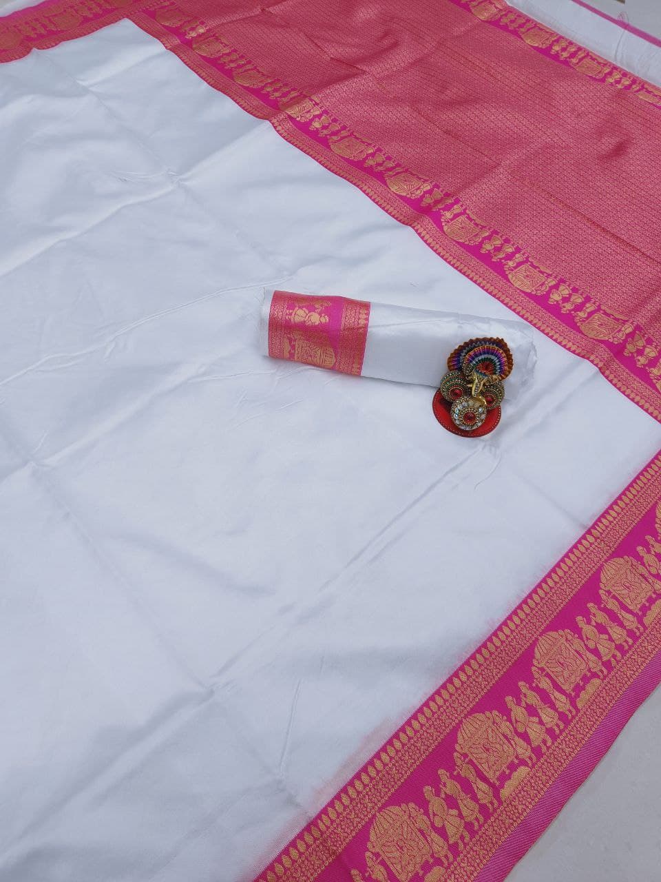 South Indian White Soft Silk Saree With Blouse