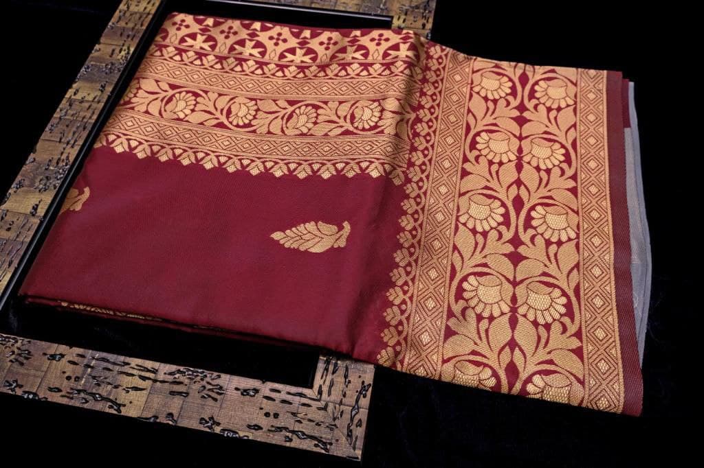 Maroon Color Pure Silk Traditional Saree With Grey Blouse