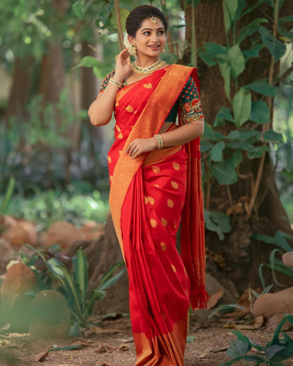 Wedding Wear Red Color Golden Jari Design Saree