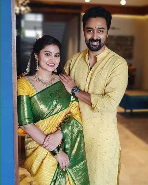 PartyWear Green And Yellow Colour Kanchipuram Saree