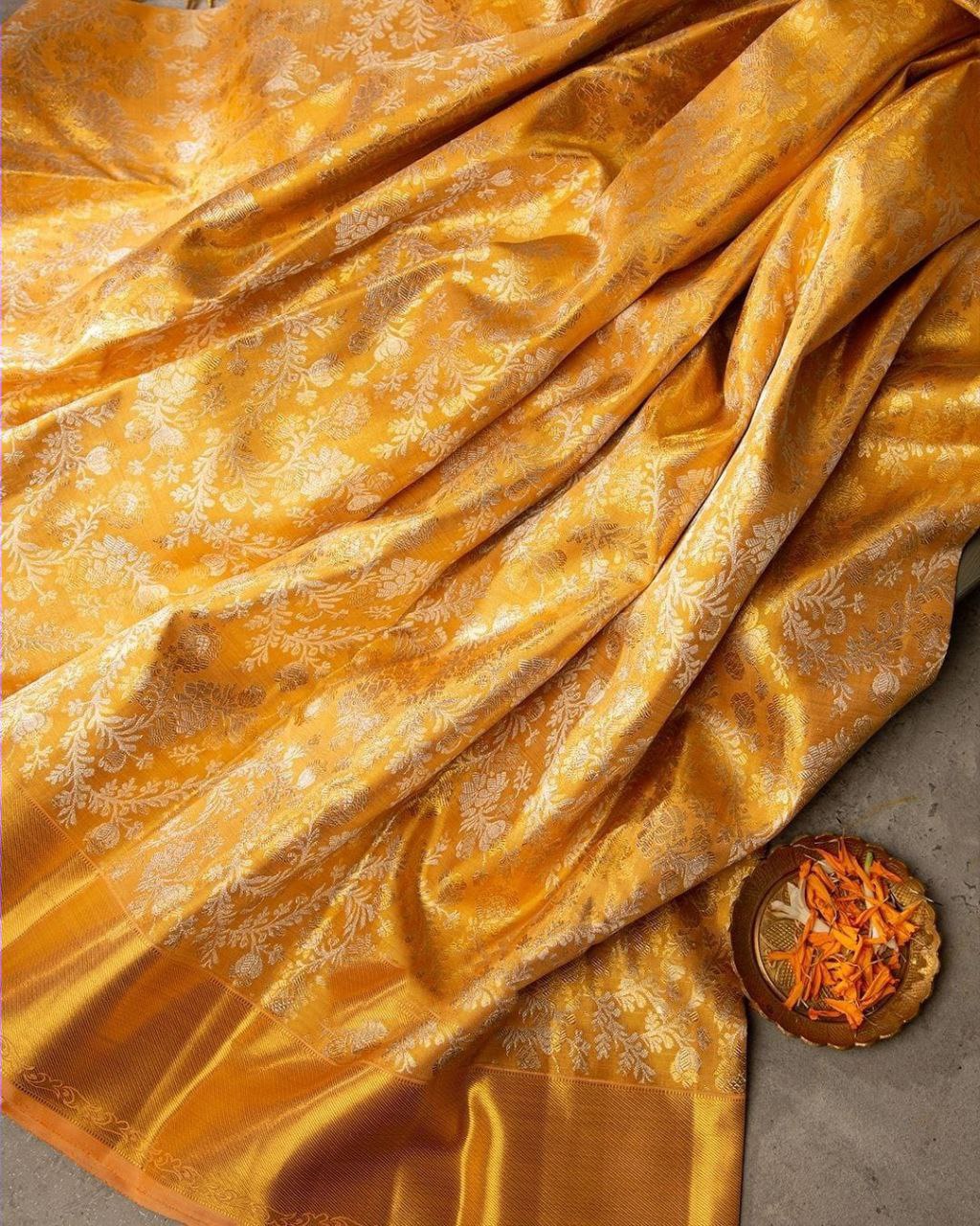Designer Yellow Soft Silk Saree With Blouse