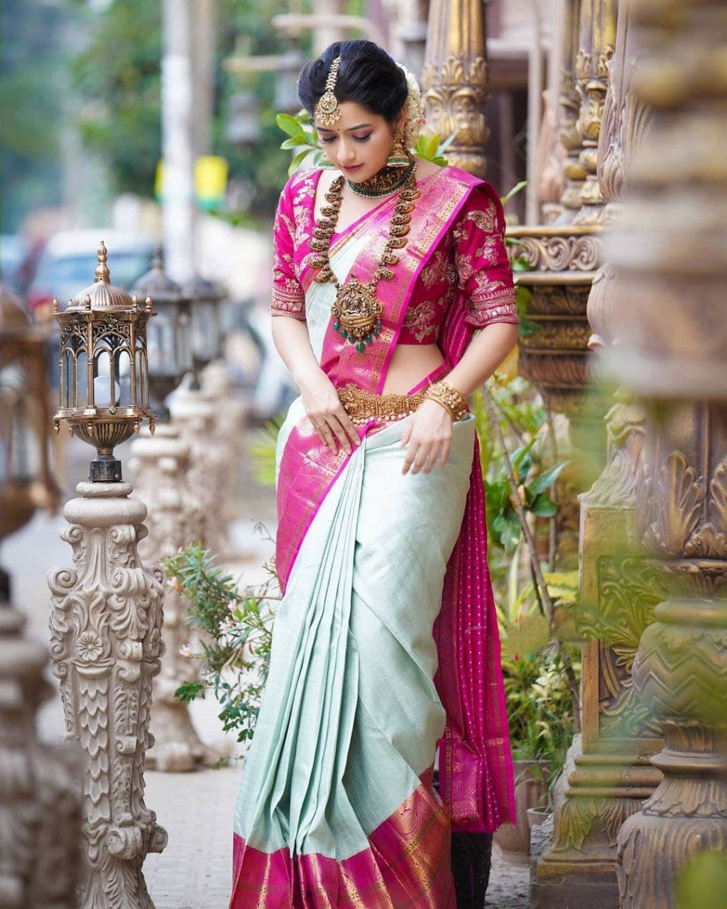 White Pink Litchi Silk Pure Kanchipuram Kanjeevaram saree