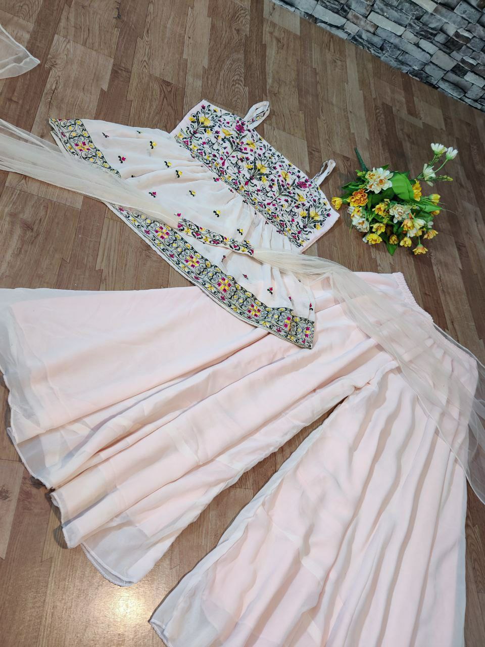 White anarkali sale top