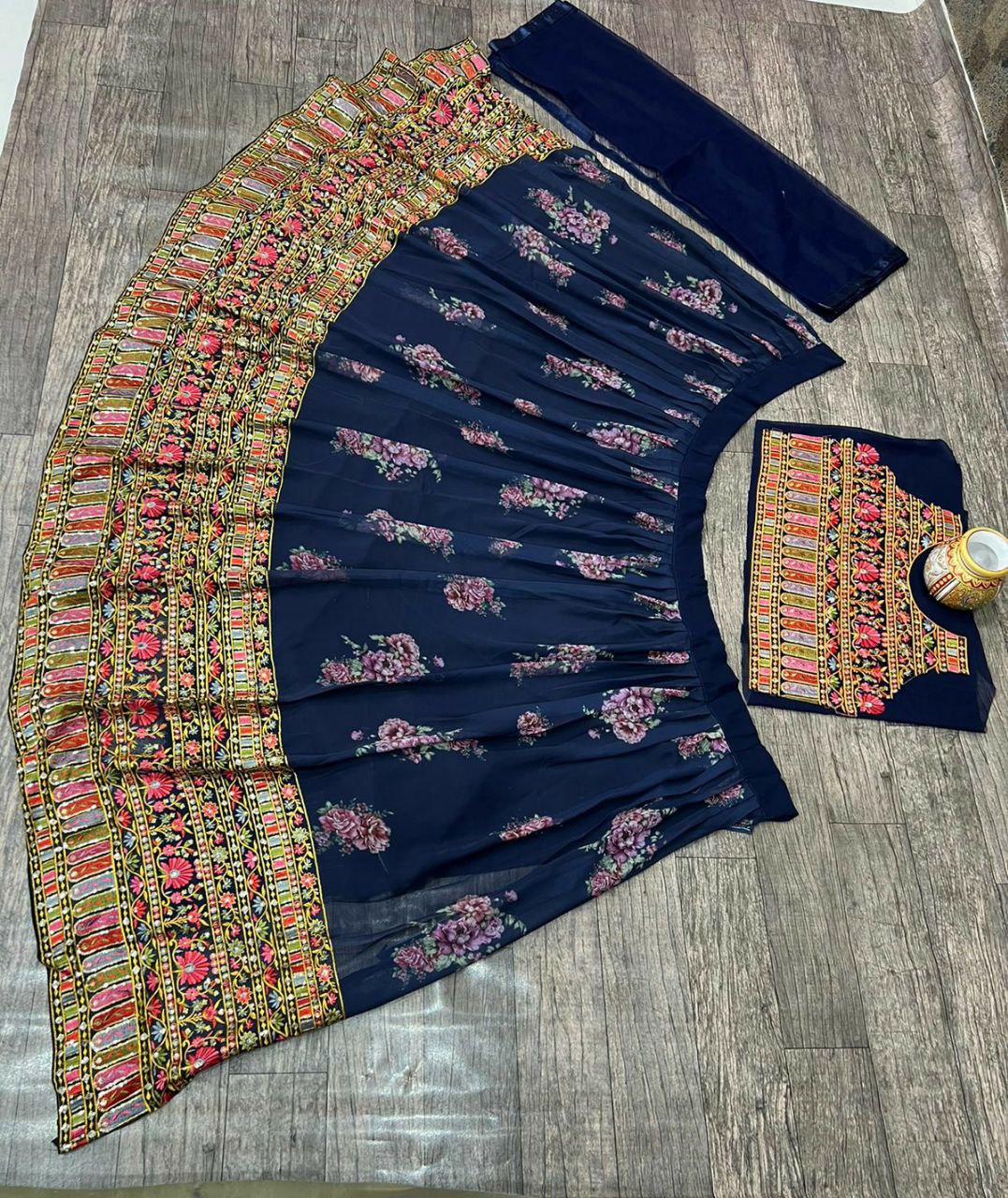 Ethnic Elegance Navy Blue Sleeve Less Lehnga Choli