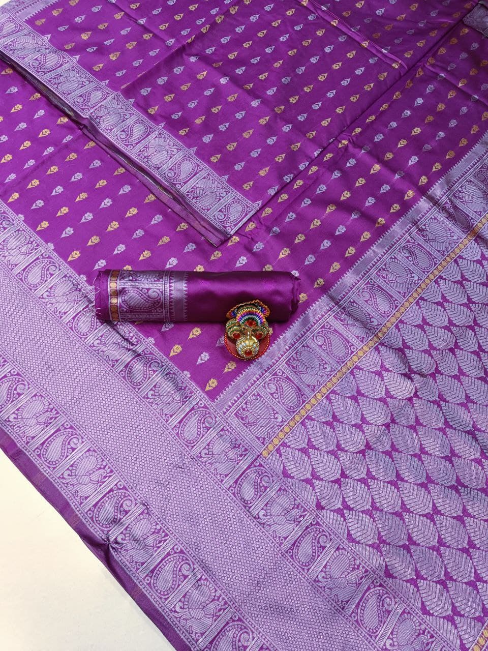 Purple Soft Silk Saree With Rich Pallu And Blouse