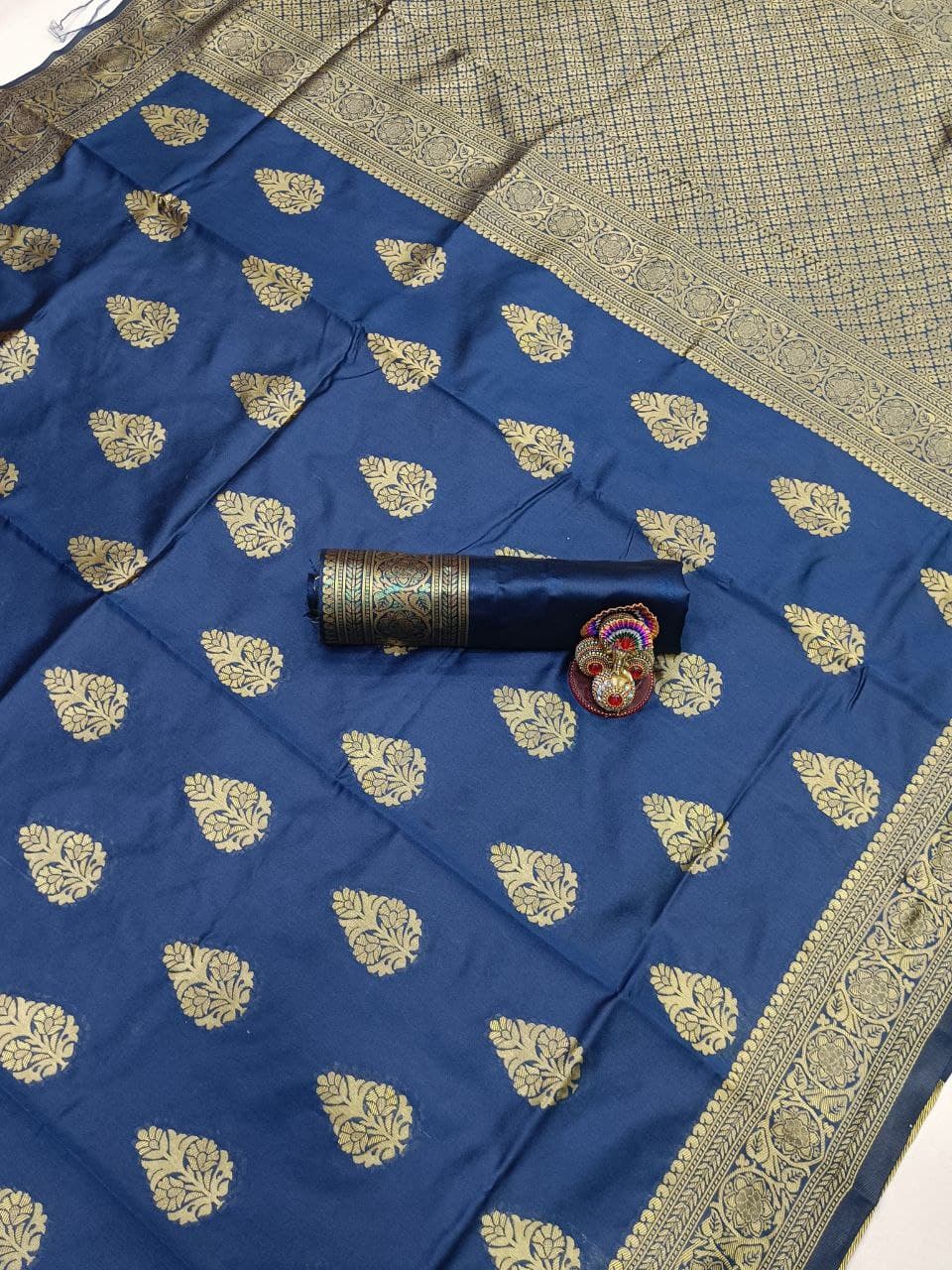 Blue Pink Soft Banarasi Silk Saree With Blouse