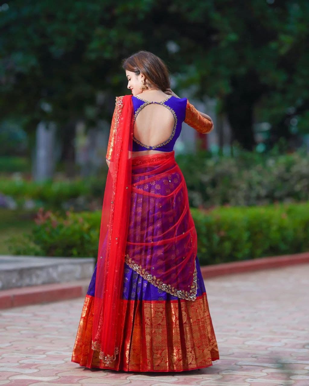 Buy Rust Red Paisley Patterned Bridal Lehenga Online in India @Mohey -  Lehenga for Women