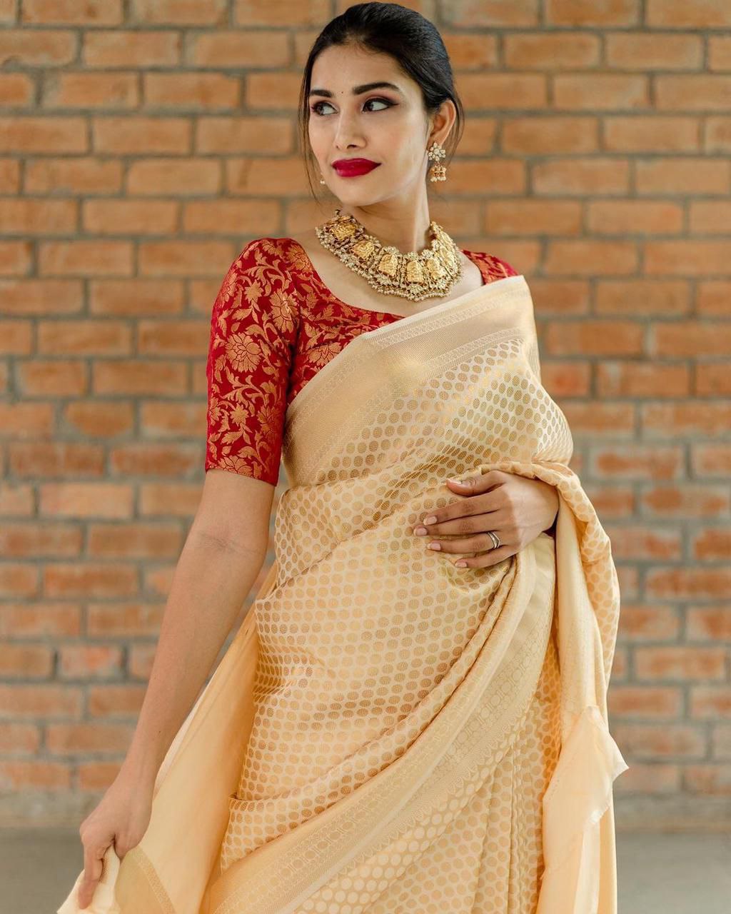 Cream Color Wedding wear Silk Saree With Blouse