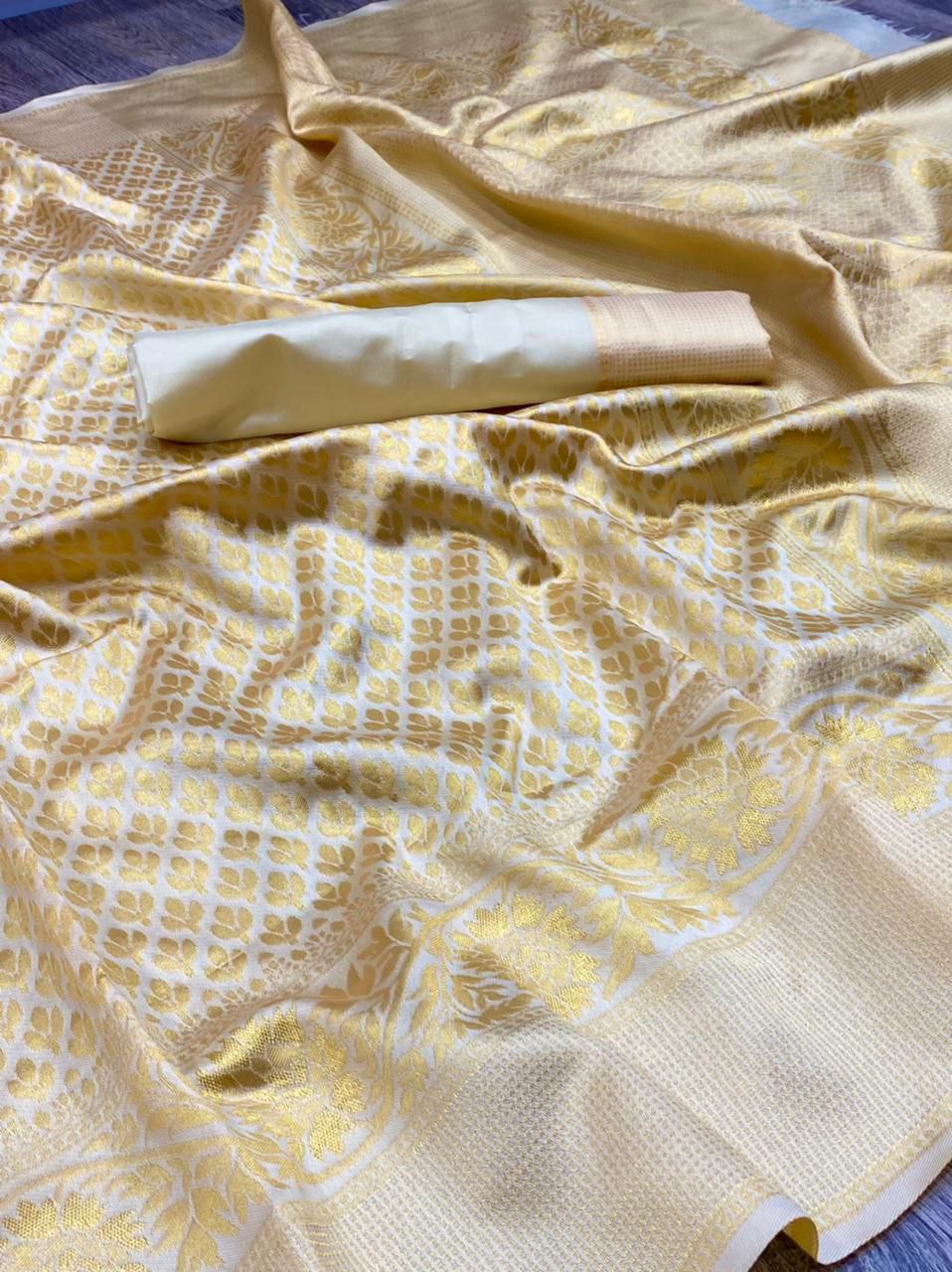 Cream Coloured Gold Ethnic Zari Silk Blend Kanjeevaram Saree