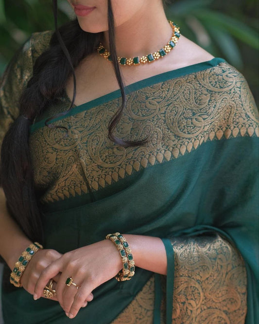 Luxurious Dark Green Soft Silk Indian Saree For Women