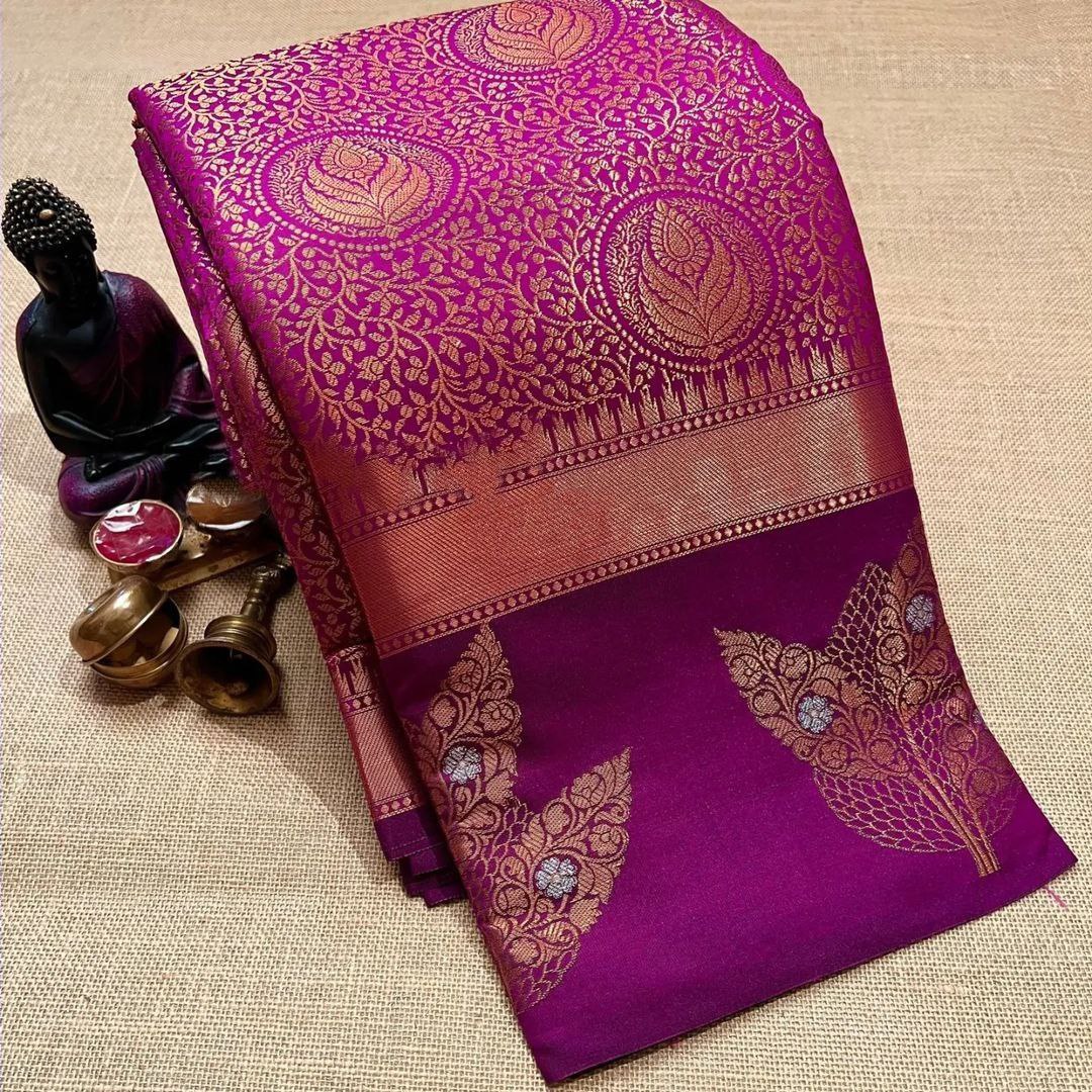 Designer Purple Soft Silk Saree With Blouse