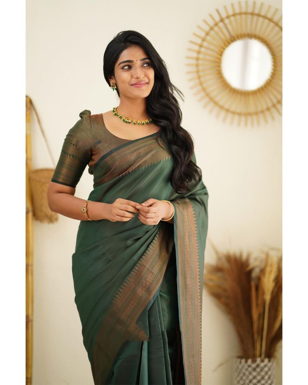 Party Wear Pattu Silk Green Saree With Blouse