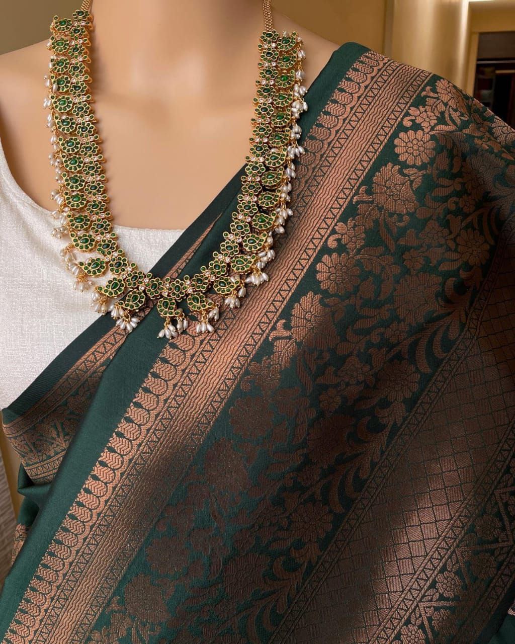 Green Pure Silk Festival Wear Saree For Women