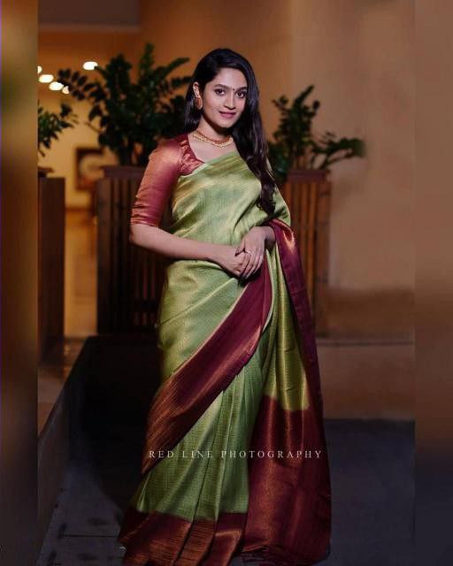 Pure Silk Light Green Kanjivarm saree for women