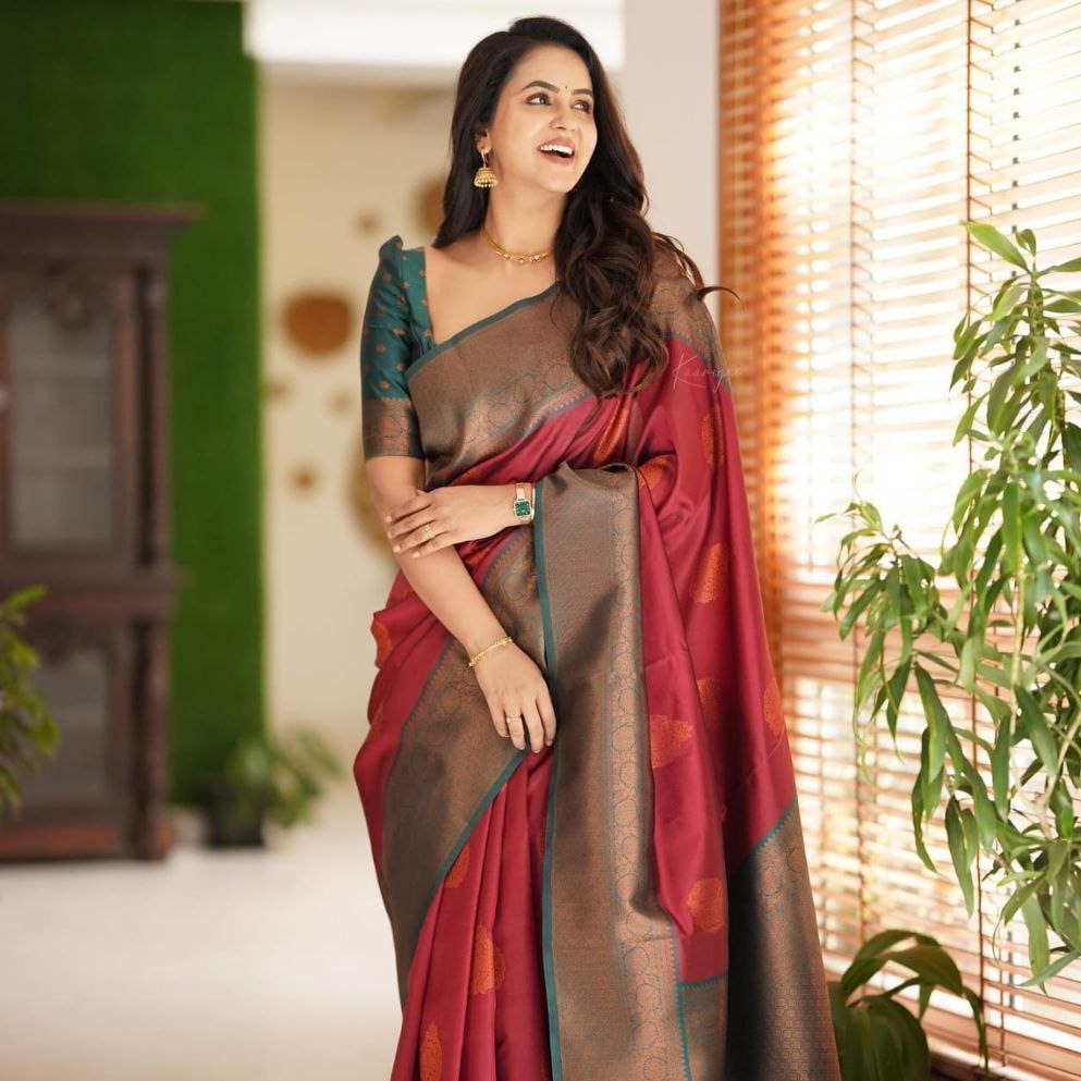 Pure Silk Kanjivaram Maroon saree for wedding and party wear