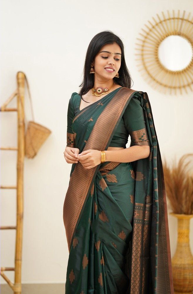 Buy VASTTRAM Women's Varkala Kanchi Pattu Kanchiipuram Silk Saree With  Designer Blouse (dark maroon colour) at Amazon.in