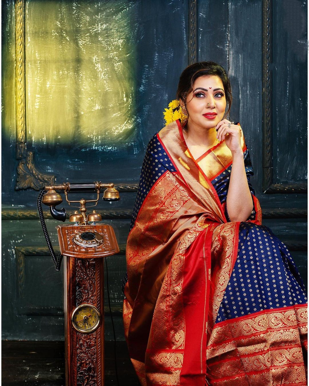 Gorgeous Navy Blue Kanjivaram Silk Saree and Angelic Blouse Piece –  LajreeDesigner